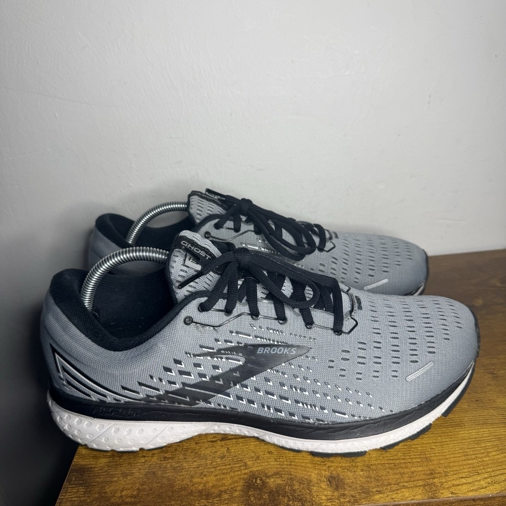 Brooks Ghost 13 Running Shoes Men's Size 11 EE Wide Grey